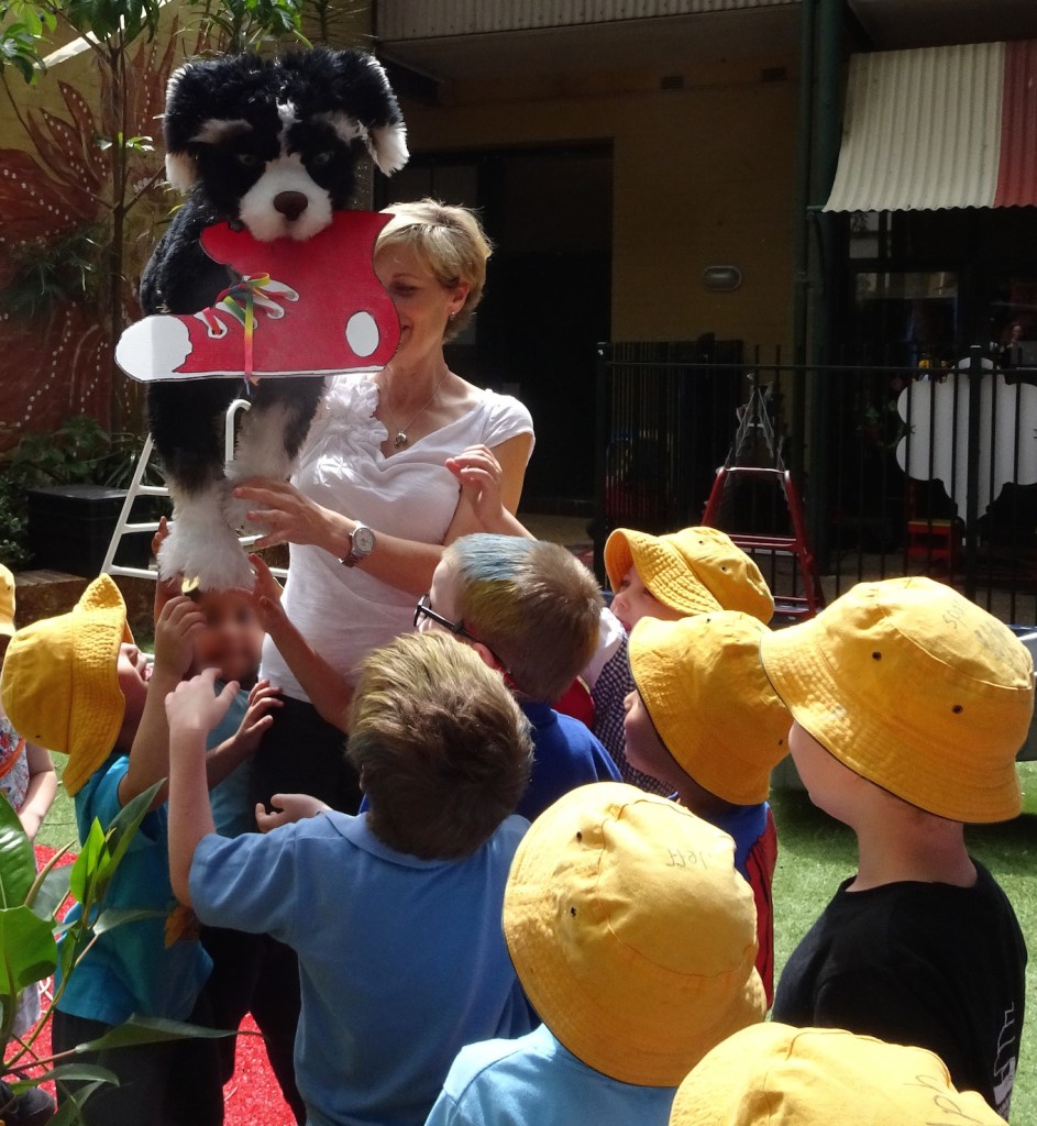 The kids and Pup stumble upon a shoe! Now, they'll sniff it out to see if it's Pup's by its signature scent.